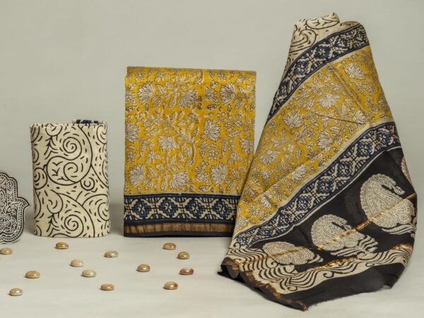 Divine’s hand block Chanderi silk suit set (DFHCHN524)